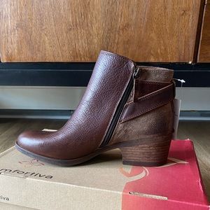 New Brown Boots Size 10